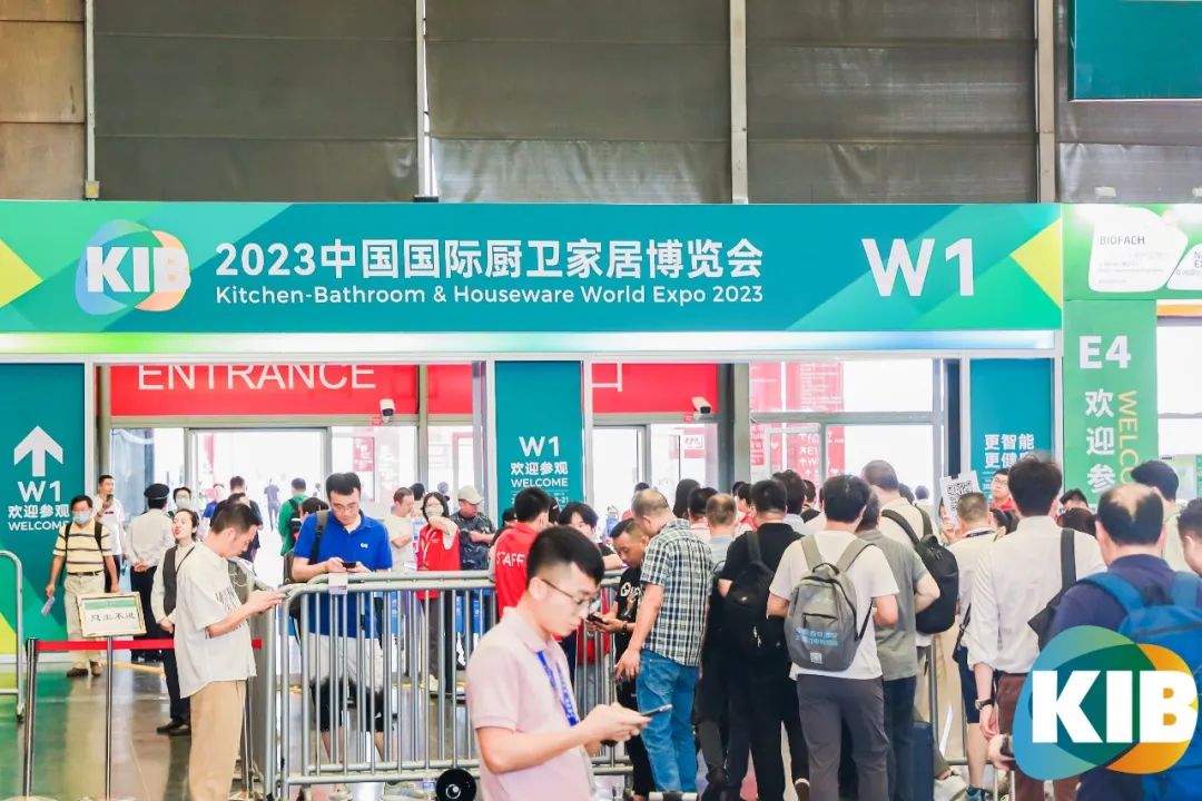 乐鱼最新版本下载,展现智能与传统的碰撞